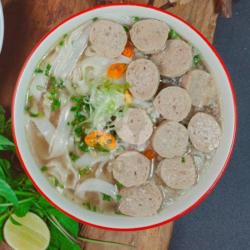 Pho Bo Vien (bakso)