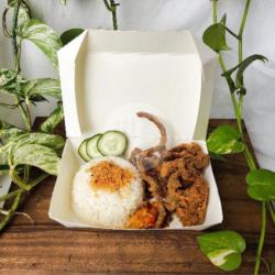 Nasi Kulit   Usus Crispy