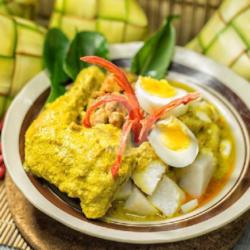 Ketupat Opor Ayam Telor