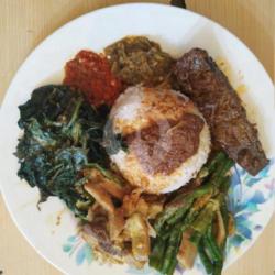 Nasi Rendang Limpo Sayur Pisah