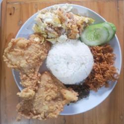 Nasi Kulit Ayam Geprek