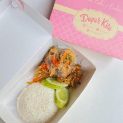 Nasi Ayam Bawang