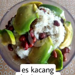 Es Kacang Alpukat Susu Gula Aren