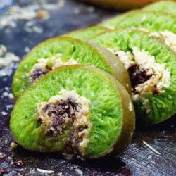 Martabak Gulung Pandan Coklat Kacang Keju