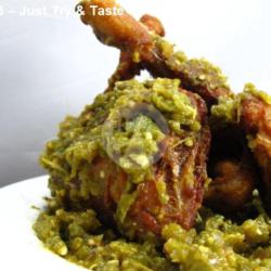 Ayam Sambel Hijo