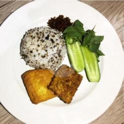 Nasi Tutug Oncom (tahu Tempe)