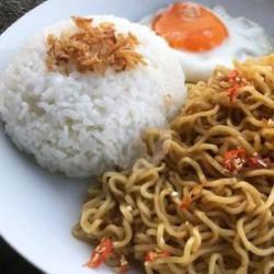 Paket Nasi   Mie Geprek   Telur