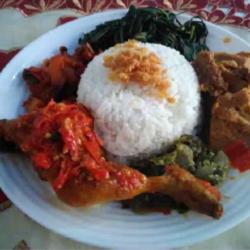 Nasi Sayur  Ayam Balado