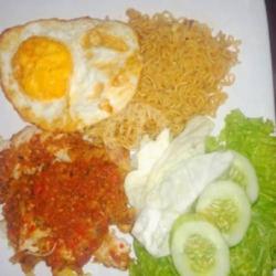 Mie Goreng Chiken Katsu Geprek