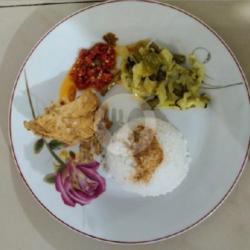 Nasi Ramas Ayam Gulai   Teh Es