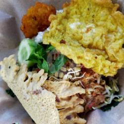 Nasi Pecel Telor Dadar