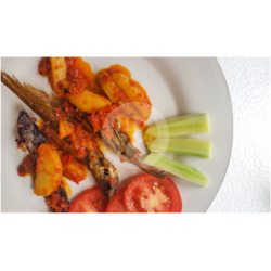 Salai Selais Lado Merah   Nasi   Sayur