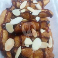 Pisang Blueberry   Almond