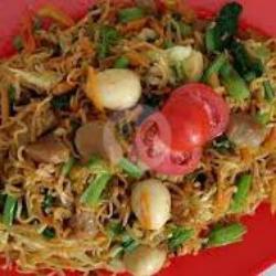 Mie Pedas   Telor Puyuh