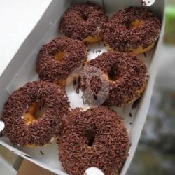 Donat Kentang Mesis