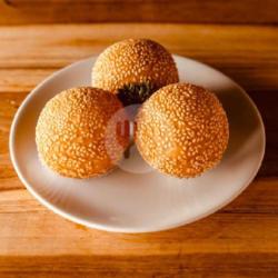 Onde-onde Kacang Merah