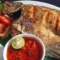 Nasi Ikan Gurame