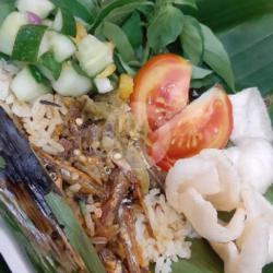 Nasi Bakar Teri Sambal Hijau