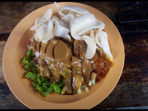 GADO-GADO Tak Enteni kenee, Wonokromo/Wonokromo/surabaya