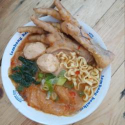 Seblak Mie Telur Bakso Ceker