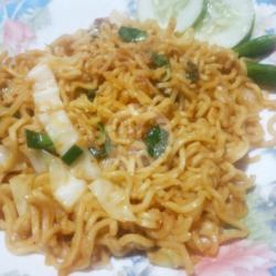 Mie Balap Telur Urek