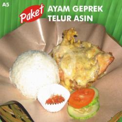 A5. Paket Ayam Geprek Telur Asin