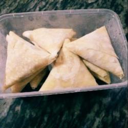 Sambosa Ayam Frozen/beku Isi 5