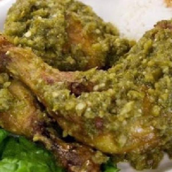 Ayam Bumbu Tulang Lunak Cabe Ijo Uni Zarmi, Pandansari - GoFood