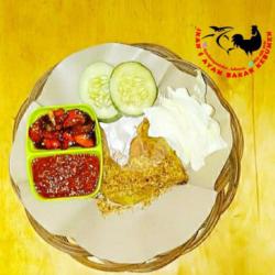 Ayam Goreng Dada Serundeng