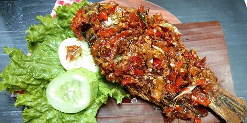 Ayam Penyet & Ikan Bakar Dapur Kita, Bekasi Selatan