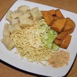 Rujak Mie Tahu