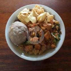 Yamin Bakso Telor