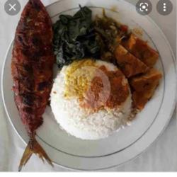 Nasi Ikan Gembung Bakar