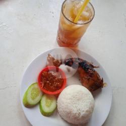 Paket Ayam Bakar Kumplit