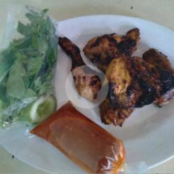 Ayam Bakar Setengah Ekor Potong 4