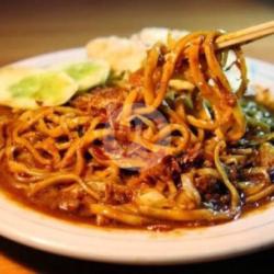 Mie Aceh Tumis