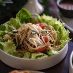 Green Pepaya Salad ( Som Tam Malakor)