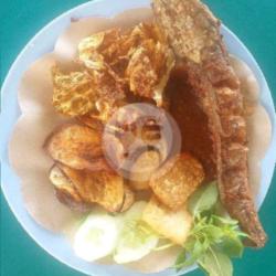 Pecel Ikan Lele Lalapan Tanpa Nasi