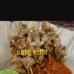 Sate Kulit Goreng Kremes