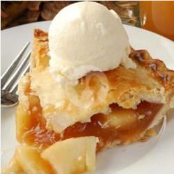 Apple Pie With Vanilla Ice Cream