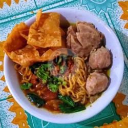 Mie Pangsit Urat