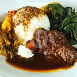 Nasi   Rendang Daging   Sayur   Sambel