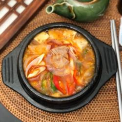 Kimchi Jjigae