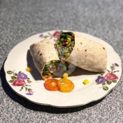 Corn Chicken Salad Wrap (267 Kcal)