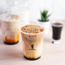 Reguler Ice Coffe Hazelnut