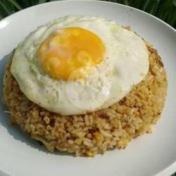 Nasi Goreng Telur Mata Sapi