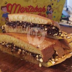 Martabak Coklat Kacang