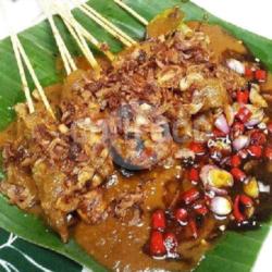 Sate Campur, Ayam   Kambing   Lontong