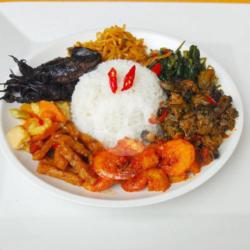 Nasi Rames Udang Balado