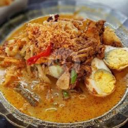 Lontong Telur   Pergedel